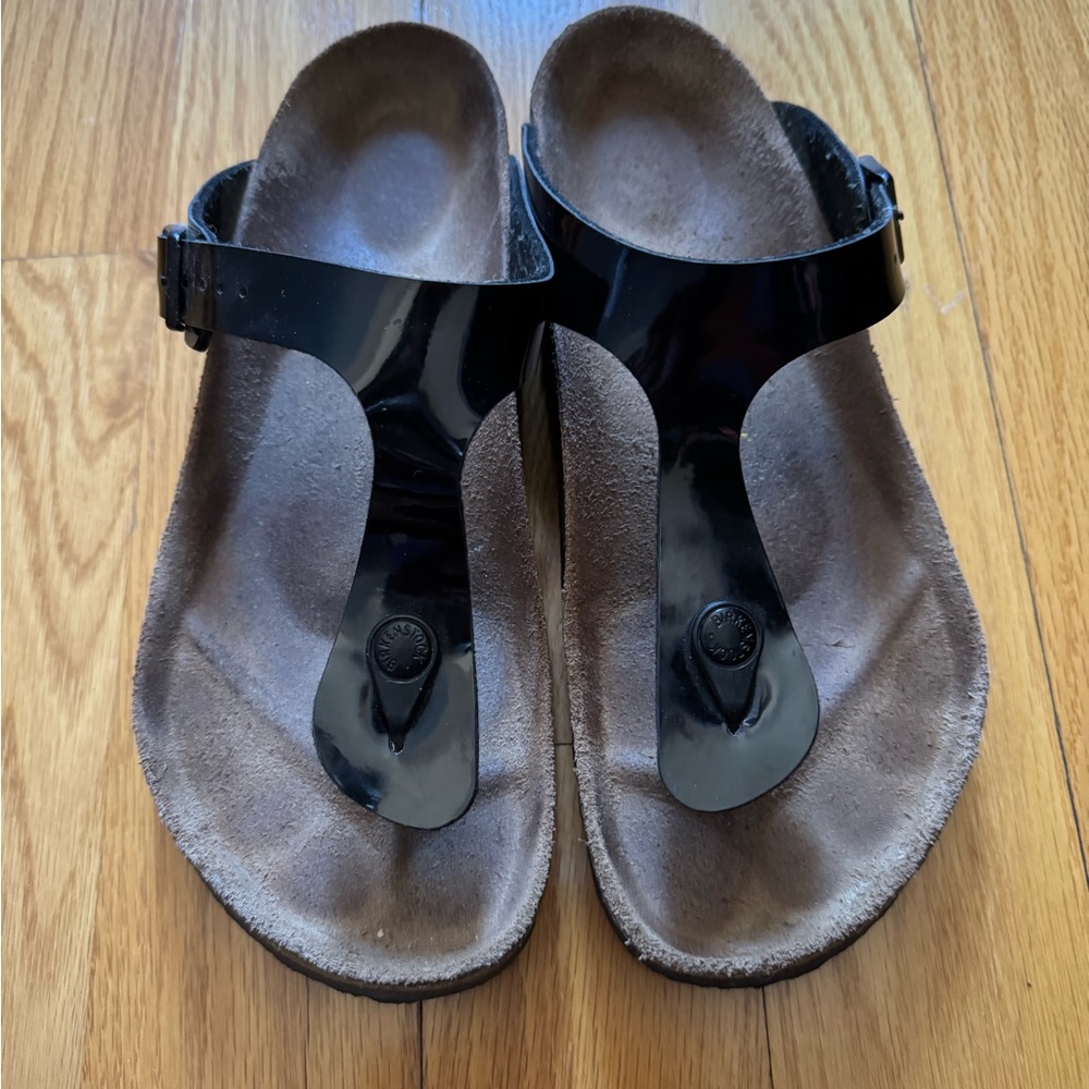 Birkenstock Gizeh Birko-Flor Black Patent Size 39 EUC